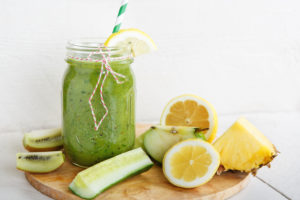 Amazing Benefits of Cucumber Pineapple Detox Juice!